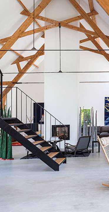 Interior Design With Ladder